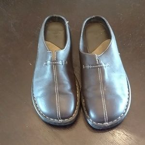 Docker clogs size 8 medium